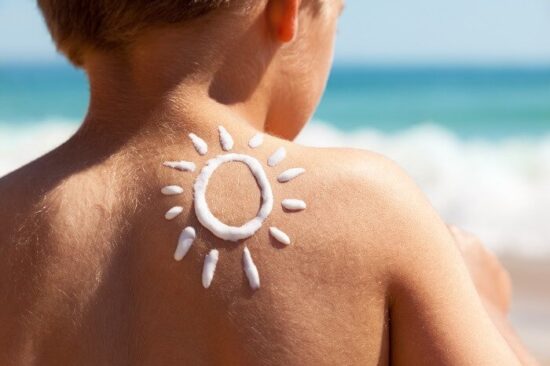 Zaščita otroške kože pred soncem